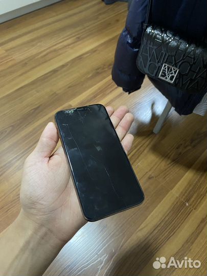 iPhone Xs, 64 ГБ