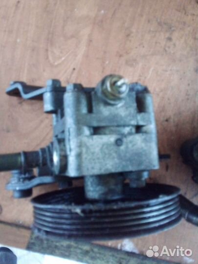 Насос гур mazda 626