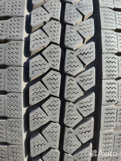 Шины 205/80R17.5 LT Bridgestone Blizzak W979 2021г