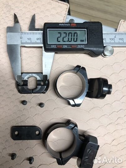 Быстросъемный поворотный кронштейн акан