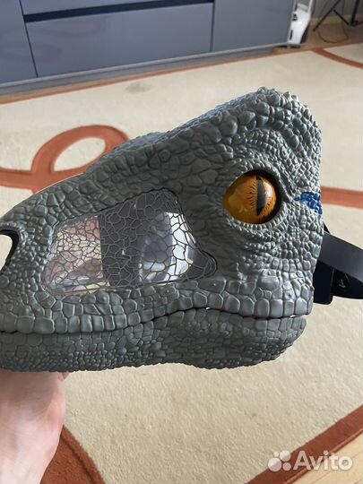 Продам маску динозавра (оригинал )