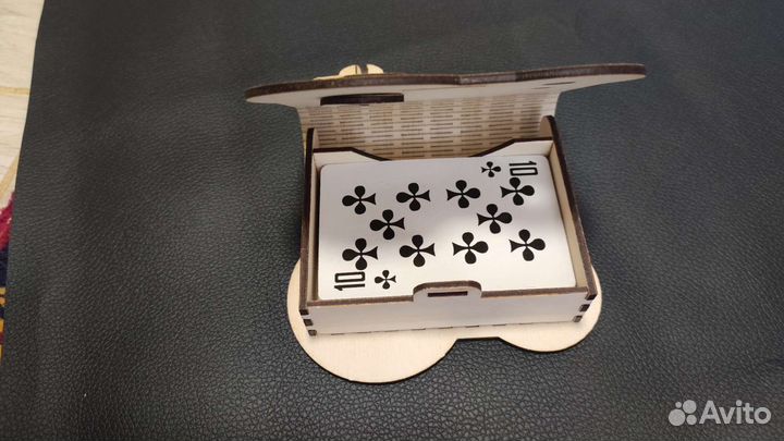 Коробка для игральных карт