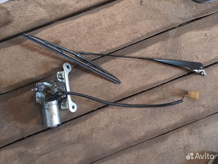 Моторчик заднего дворника ваз 2114