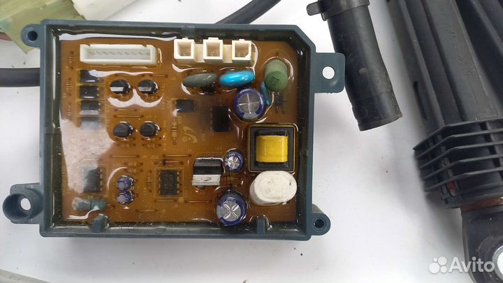 Сборные запчасти для стиральную машинку indezit