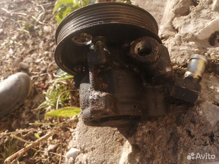 Насос гура Ford mondeo 2