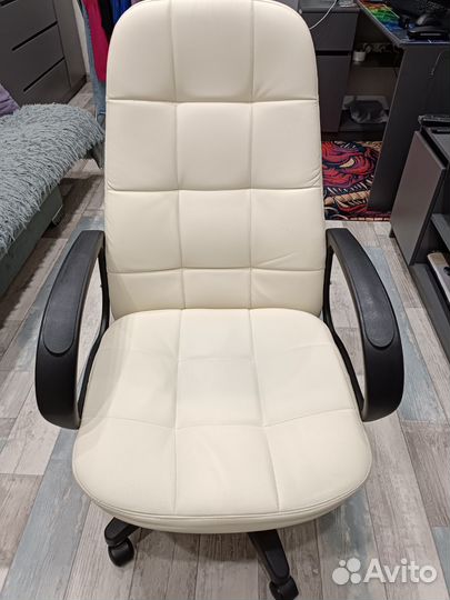 Компьютерное кресло экокожа
