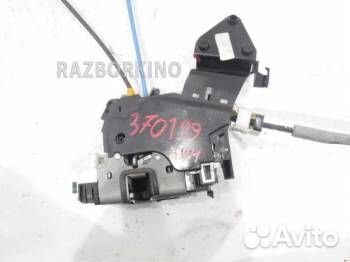 Замок двери задней левой Mercedes W242 B