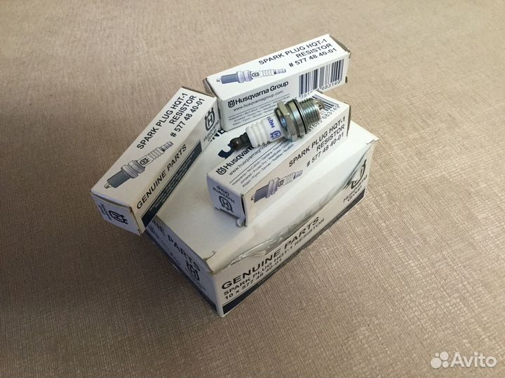 Свеча зажигания Husqvarna HQT-1