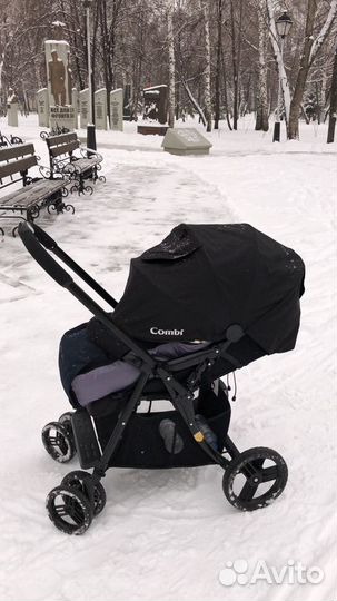 Легкая коляска с большим спальным местом