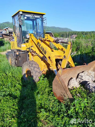 Фронтальный погрузчик YIGONG ZL18, 2011