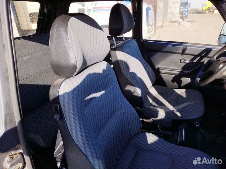 LADA 4x4 (Нива) 1.9 МТ, 2001, 20 000 км