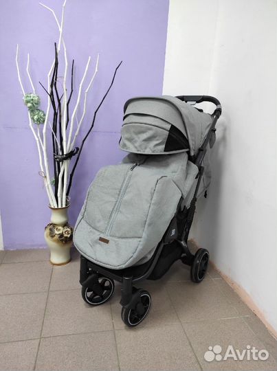 Складные прогулочные коляски