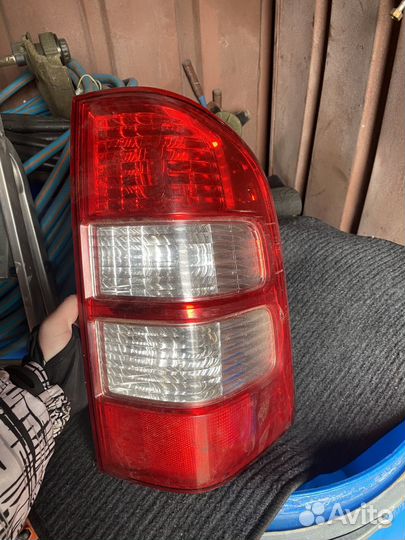Задний фонарь ford ranger