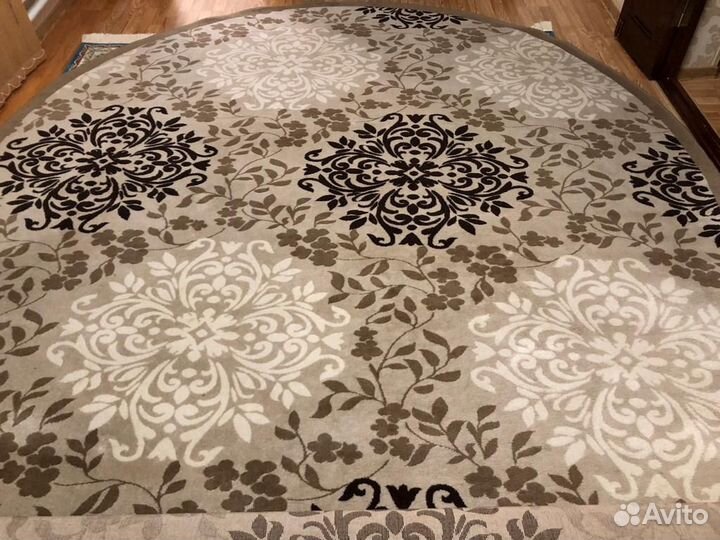 Ковер новый