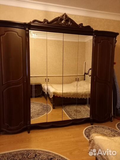 Спальный гарнитур бу