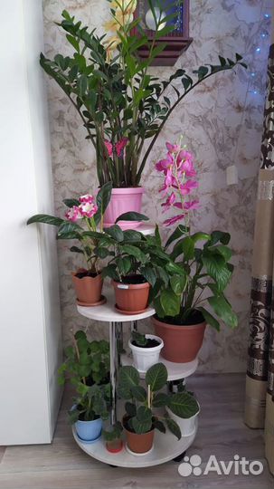 Подставка для цветов напольная