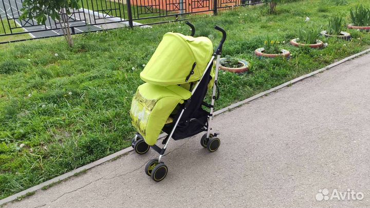 Коляска прогулочная