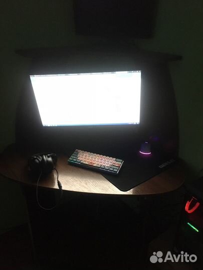 Компьютерный стол бу