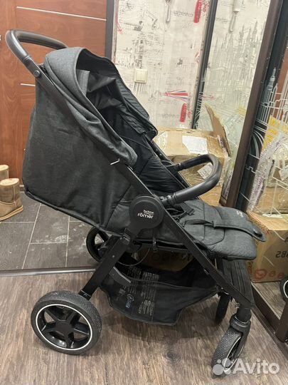 Коляска прогулочная britax romer