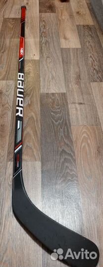 Клюшка хоккейная bauer правый хват