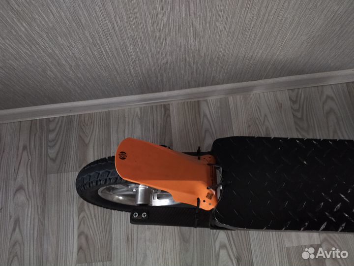 Электросамокат Прыгающий рим