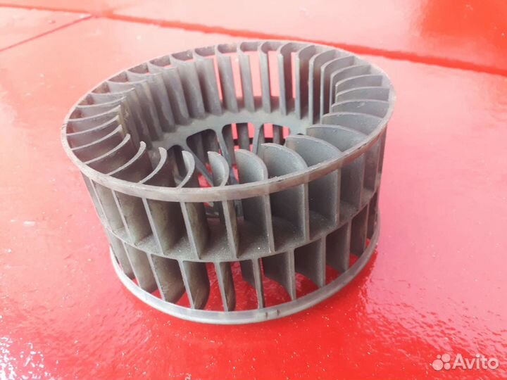 Бмв 3 Е36 крыльчатка мотора печки