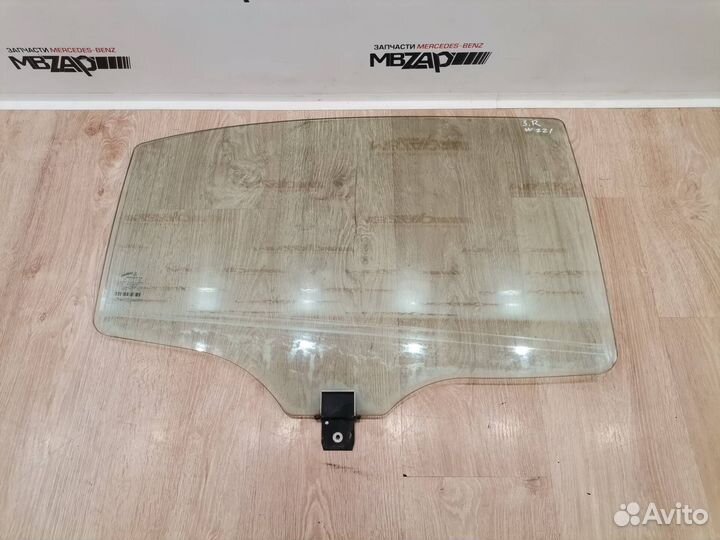 Стекло задней правой двери Mercedes W221 S 221
