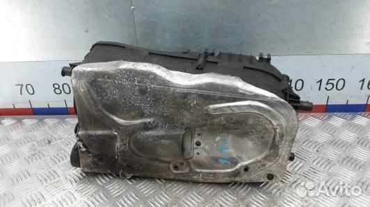 Корпус воздушного фильтра mercedes benz E-class W2