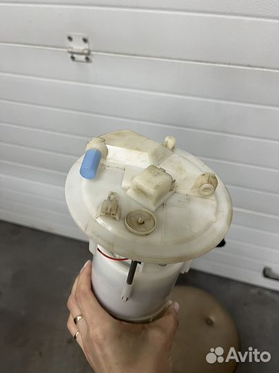 Топливный насос Рено Меган 2