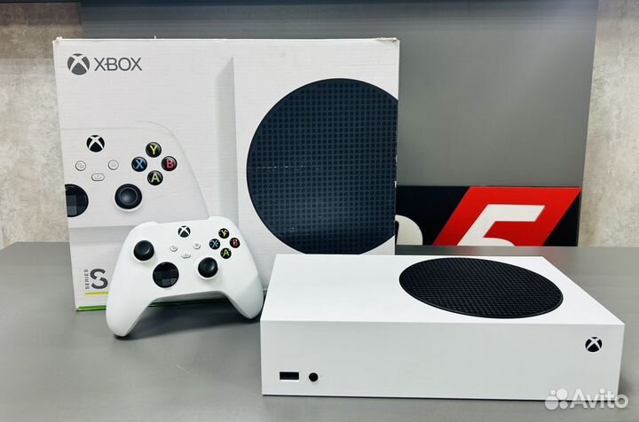 Игровая приставка Microsoft Xbox Series S 512GB