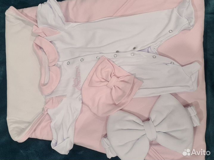 Конверт на выписку+комбенизон (3 шапочки)