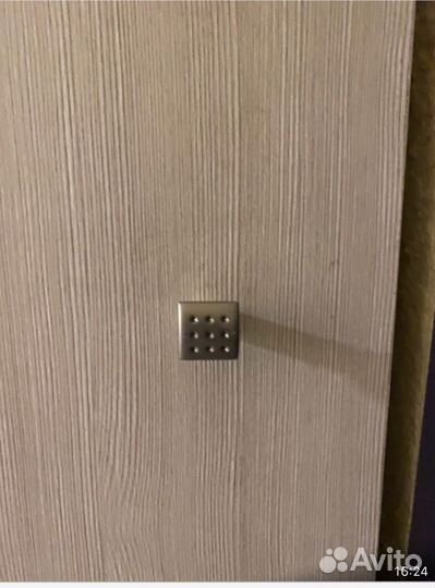 Шкаф распашной