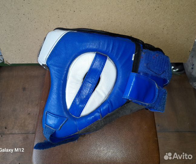 Боксерские шлемы и лапа