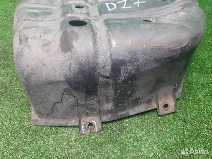 Пыльник кузова Lexus RX400H 2007