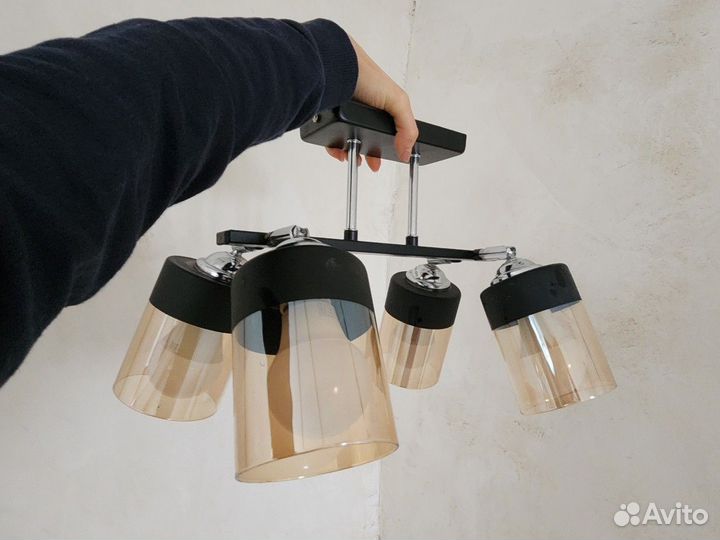 Потолочная люстра
