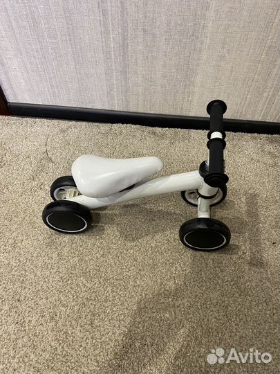 Детский беговел 1-2 года