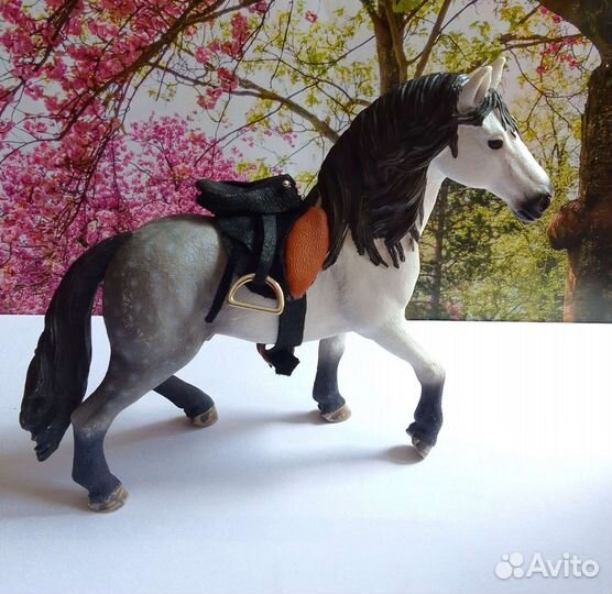 Амуниция для лошадок шляйх