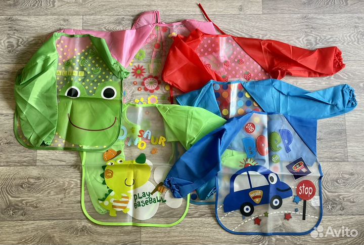 Фартук нагрудник слюнявчик с рукавами