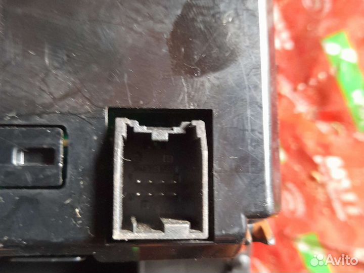 Дисплей информационный Astra J