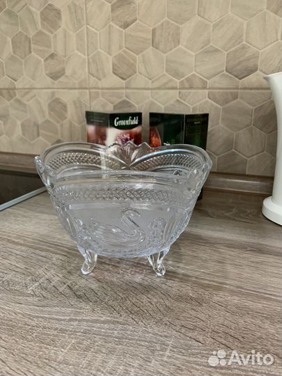 Хрустальная ваза