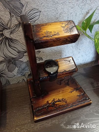 Подставка для часов