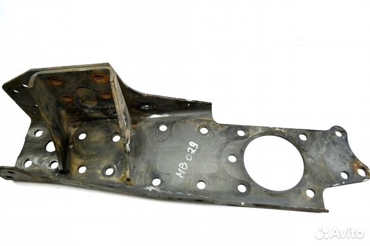 Кронштейн усилителя бампера, левый mercedes-benz A