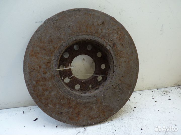 Тормозной диск передний Ауди А4 1995г 1.6л 74кВт