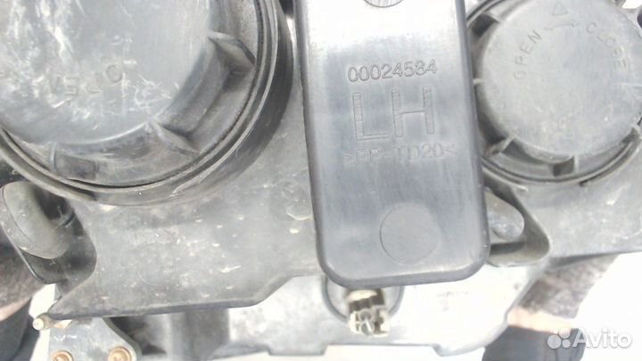 Фара (передняя) Opel Antara, 2011