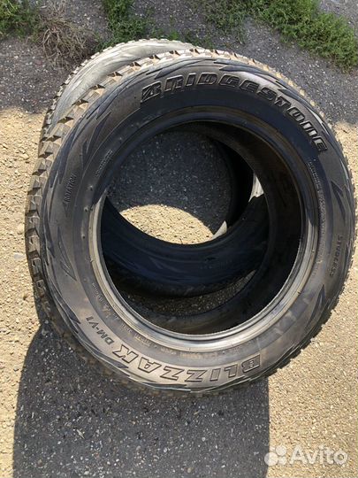 Bridgestone Blizzak DM-V1 245/60 R18