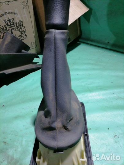 Селектор кпп Renault Logan