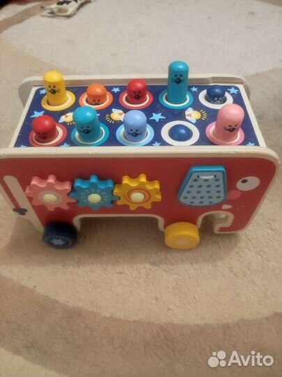 Развивающие игрушки