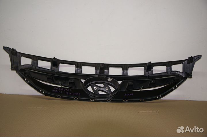 Решетка Радиатора Hyundai Solaris I (2010-2014)