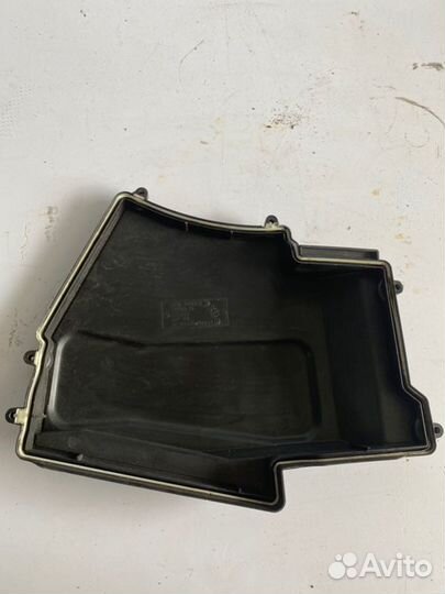 Крышка блока предохранителей Bmw 5 E60 M57D30 2004