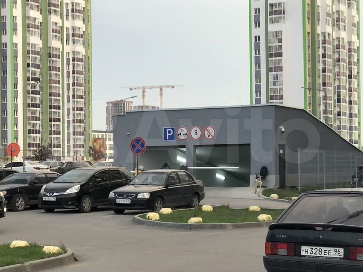 Машиноместо, 17 м²